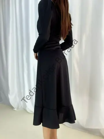 Krep Kumaş Midi Boy Kuşaklı Uzunkol Elbise 113 Cm