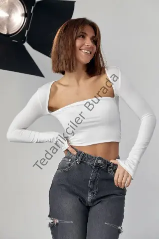 Kara Yaka Uzun Kollu Crop - Beyaz