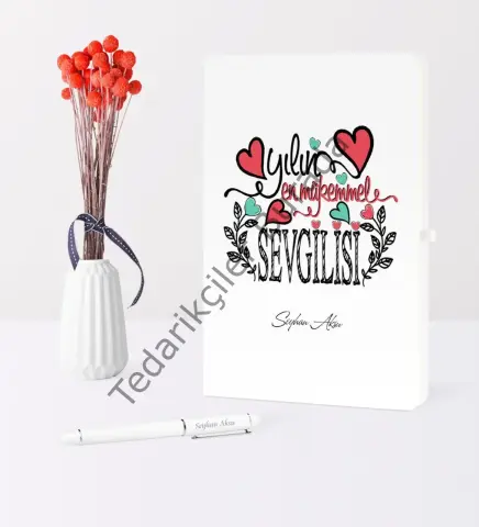 Kişiye Özel Yılın En Mükemmel Sevgilisi Temalı Beyaz Defter Kalem Seti