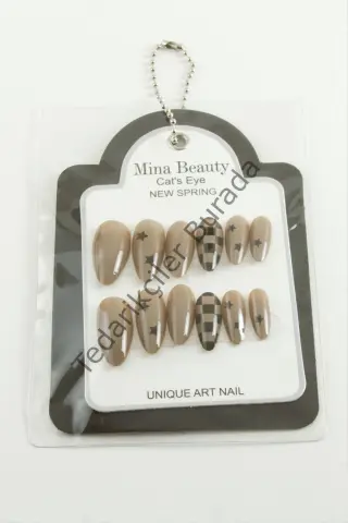 Desenli Mina Beauty Kedi Gözü Takma Tırnak