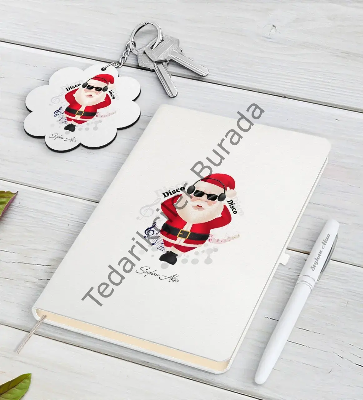 Kişiye Özel Noel Baba Beyaz Defter Kalem ve Anahtarlık Hediye Seti-1