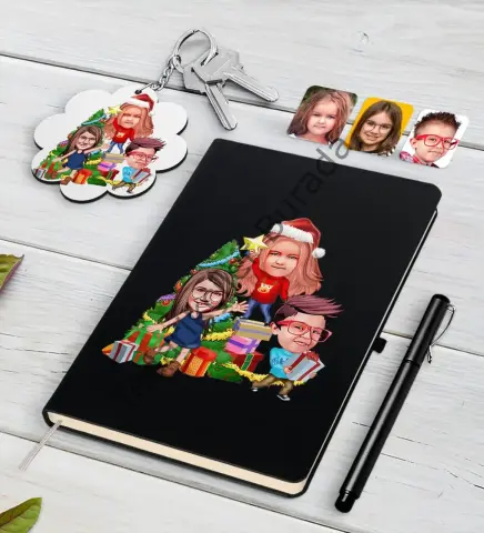 Kişiye Özel Yeni Yıl 3 Kardeş Karikatürlü Siyah Defter Kalem ve Anahtarlık Hediye Seti-1