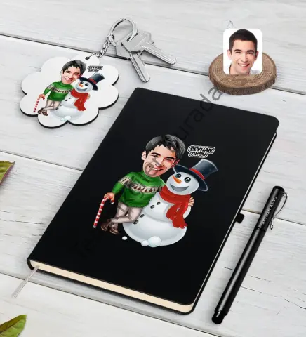 Kişiye Özel Erkek Yeni Yıl Karikatürlü Siyah Defter Kalem ve Anahtarlık Hediye Seti-5