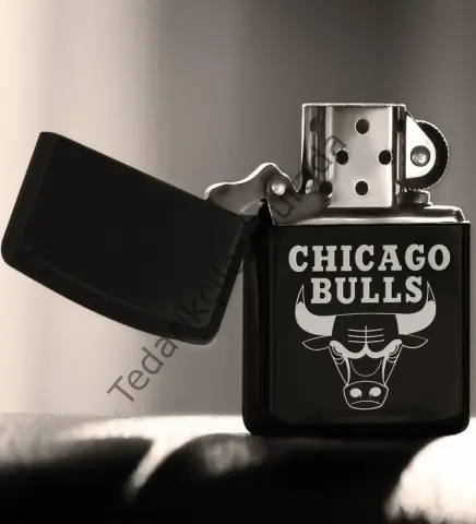 Chicago Bulls Siyah Benzinli Metal Çakmak
