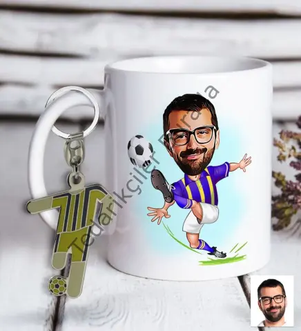 Kişiye Özel Sarı-Lacivert Futbolcu Karikatür ve Formalı Metal Anahtarlık Hediye Seti