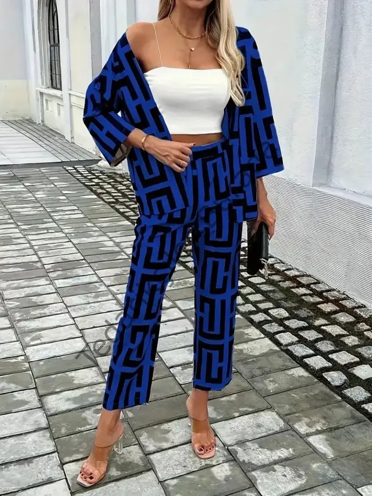Kadın Uzun Kollu önü Açık Desenli Iki Iplik Ceket Ve Pantolon Ikili Takım